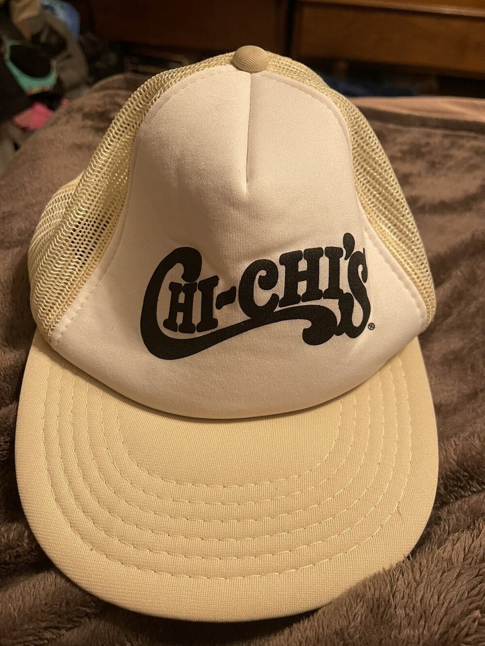 Chi-Chi’s Restaurant Vintage Snapback Rope Hat Retro San Sun Tan White Beige